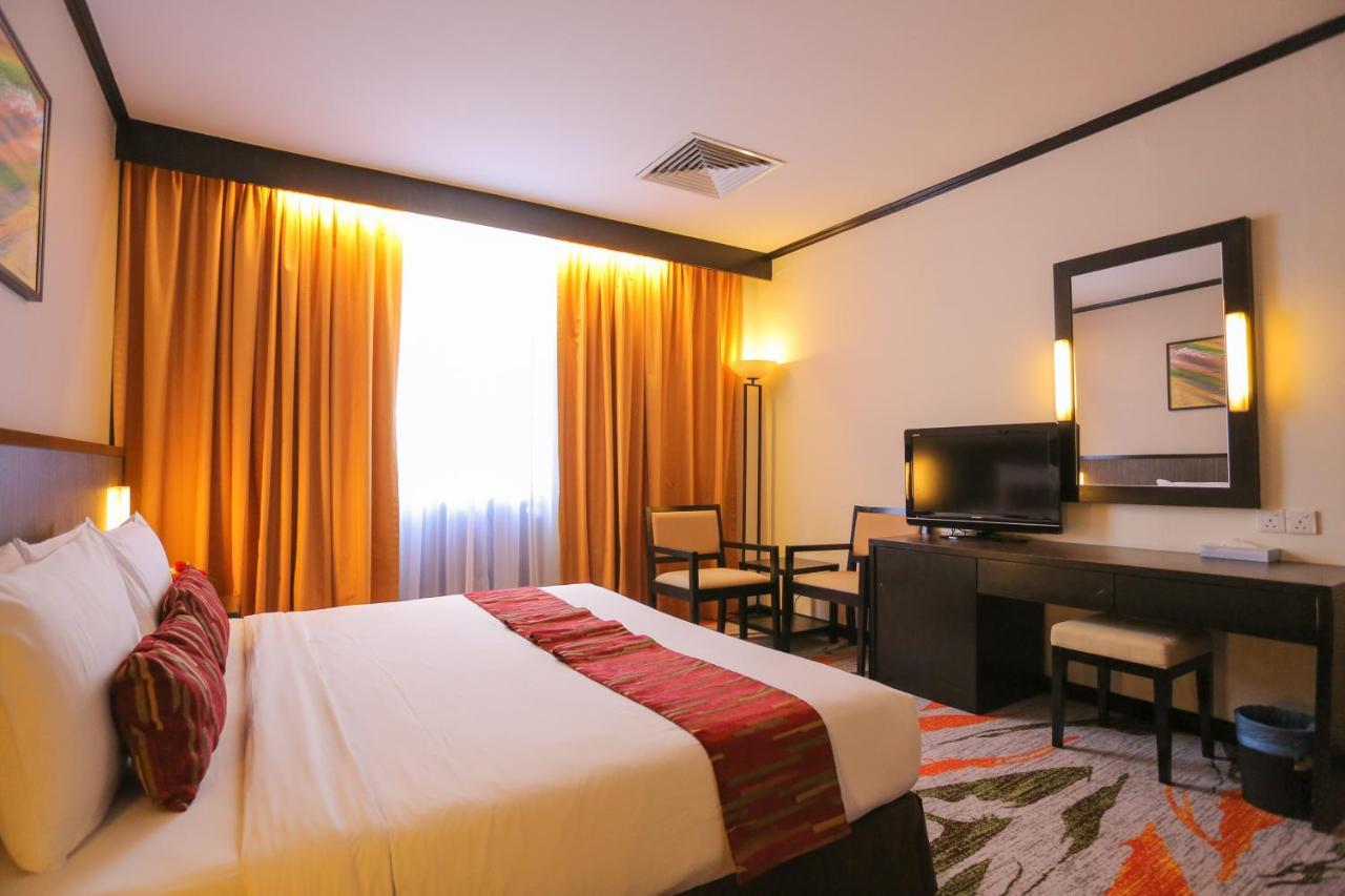 Hotel Espira Sri Petaling Kuala Lumpur Exterior foto